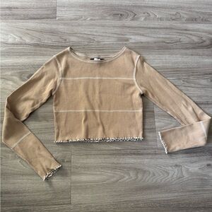 Tan Daisy Street cropped long sleeve, size small